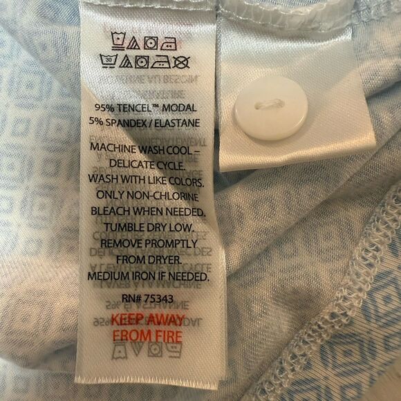 Cupcakes And Cashmere Pajama Top Small Blue Geometric Silky Button-Up TENCEL - Picture 7 of 7